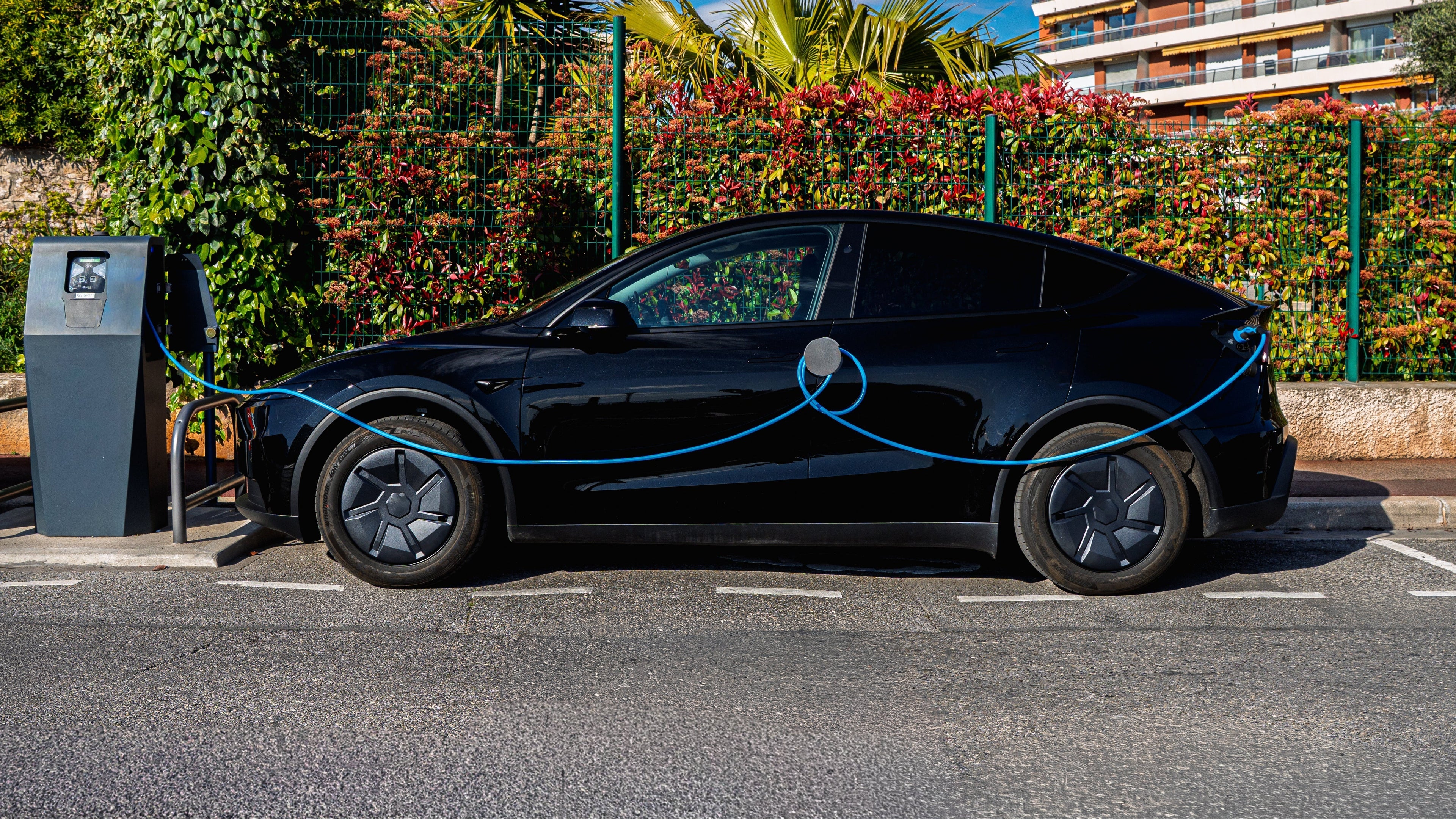Comment protéger son câble de recharge de voiture électrique ?